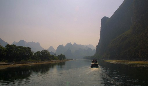 B0929099 - Li River