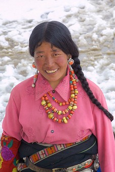 C0520096 - Langmusi Town