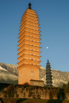 E0110018 - Dali Three Pagodas