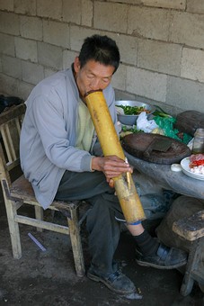 E0110410 - Wase Market