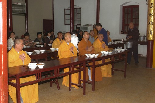 E1001104 - Qixia Temple