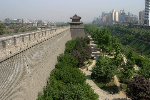 F0427190 - Old Xian Fortificati
