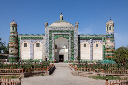 M1003543 - Mausoleum External