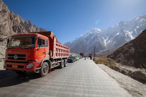 M1005472 - Highway Views