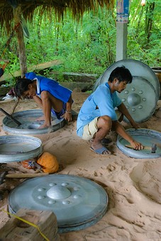 F0818019 - Gong Factory