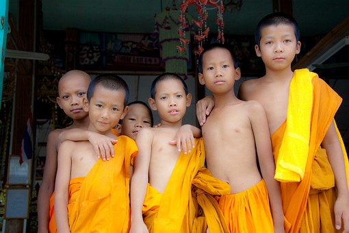 J0509645 - Wat Song Puey