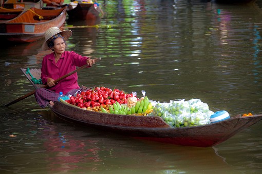 J0705318 - Damnoen Saduak Float