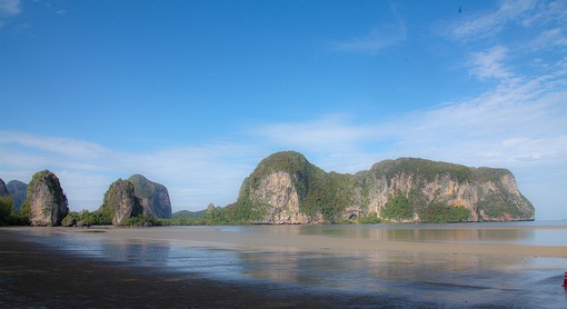 K0731056 - Hat Rajamangala