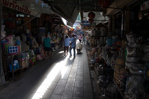 L0813082 - Sam Chuk Old Market