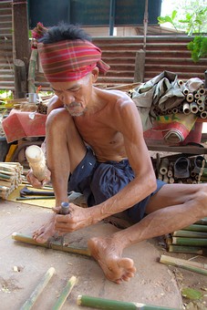 L1028296 - Bamboo Handicraft