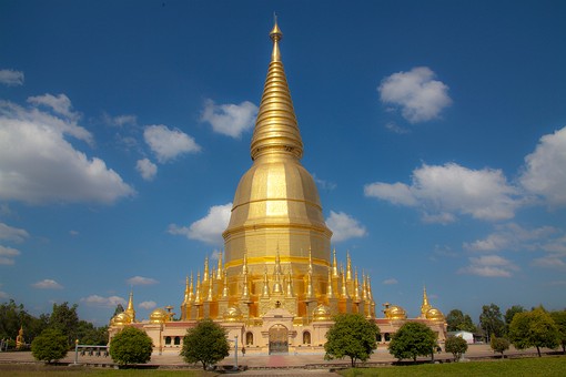 L1207195 - Phra Mahathat Chedi 