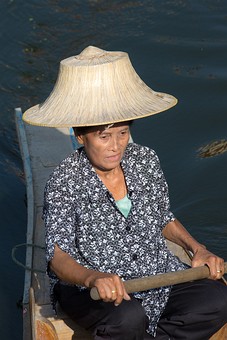 Q1212019 - Nonthaburi Khlongs