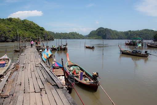 R0723253 - Bo Chet Luk