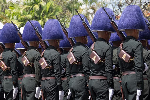 R1021505 - 13-Thai Royal Guard 