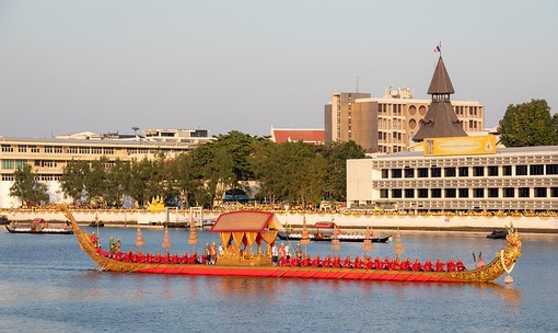 T1212538 - Royal Barge Processi
